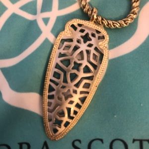 Kendra Scott Necklace